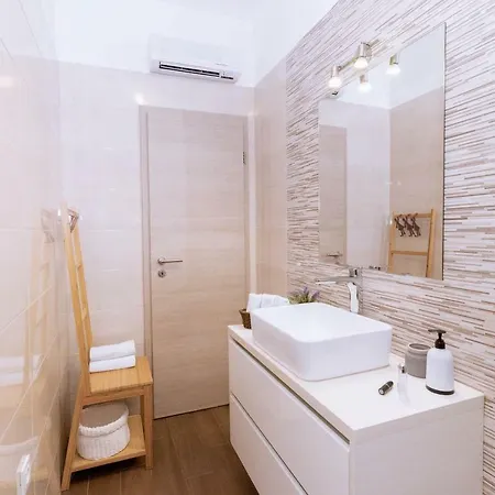 City Garden Apartment *