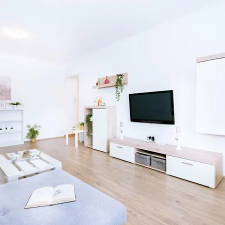 Apartment City Garden *